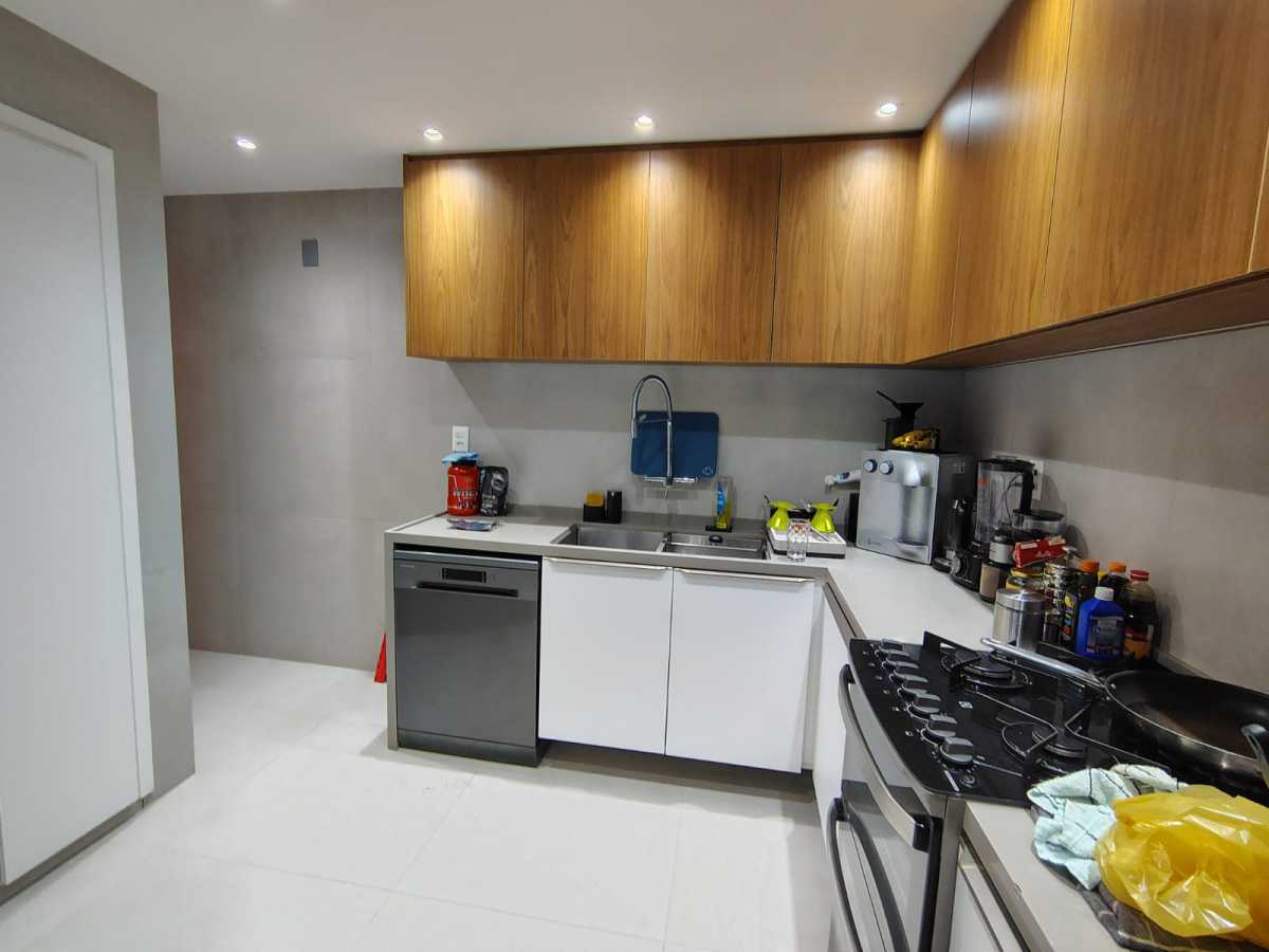 Conheça WhatsApp Image 2026-05-14 at 0 do imóvel - Apartamento 5 quartos à venda Copacabana, Rio de Janeiro - R$ 4.500.000 - AIAP50002 - 17 WhatsApp Image 2026-05-14 at 0 - 17