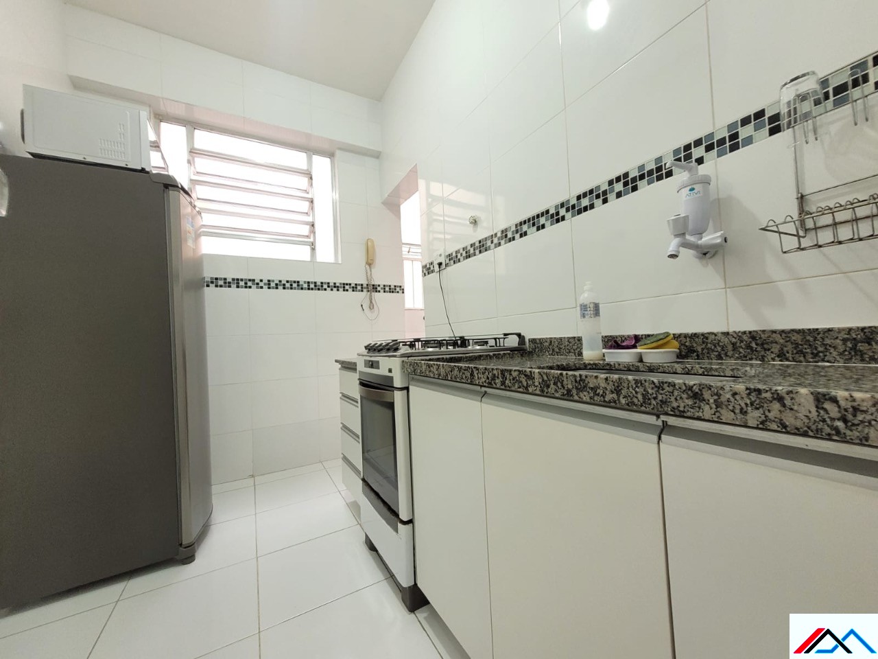 Conheça Foto 05 do imóvel - Apartamento à venda Avenida Nossa Senhora de Copacabana, Copacabana, Rio de Janeiro - R$ 700.000 - AP01102 - 5 Foto 05 - 5