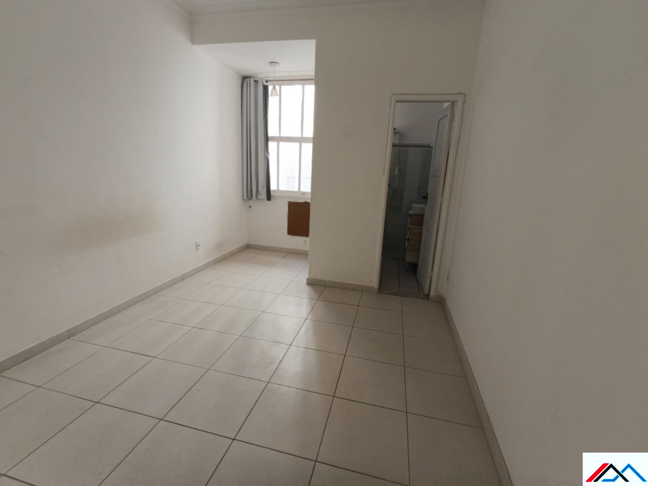 Conheça Foto 02 do imóvel - Apartamento à venda Rua Aníbal de Mendonça, Ipanema, Rio de Janeiro - R$ 750.000 - AP02028 - 2 Foto 02 - 2