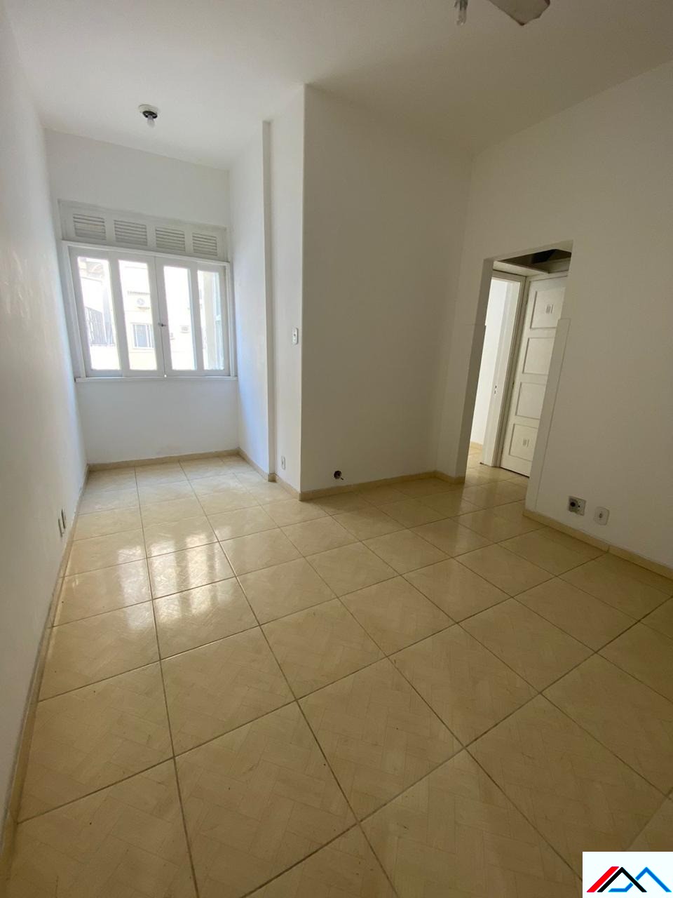 Conheça Foto 01 do imóvel - Apartamento à venda Rua Silva Castro, Copacabana, Rio de Janeiro - R$ 470.000 - AP02101 - 1 Foto 01 - 1