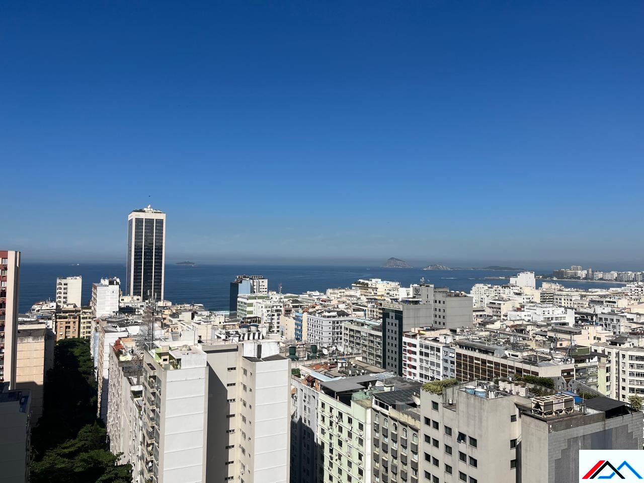 Conheça Foto 01 do imóvel - Flat à venda Avenida Princesa Isabel, Copacabana, Rio de Janeiro - R$ 1.050.000 - AP02105 - 1 Foto 01 - 1