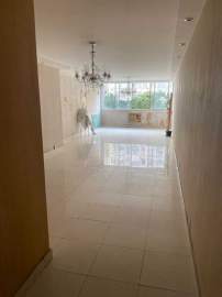 Ótima localização - Apartamento à venda Avenida Nossa Senhora de Copacabana, Copacabana, Rio de Janeiro - R$ 1.250.000 - AIAP30045