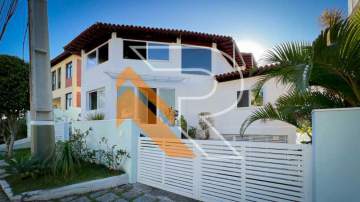 Imperdível - À venda casa dentro de condomínio, com 04 quartos, com 423m de área construída e 975m de terreno, Camboinhas - Região Oceânica de Niterói - RJ. - NTCN40015