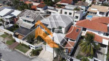 Imperdível - À venda casa espetacular com 05 quartos, 500 m2 de área construída e 600 m2 de terreno, em Camboinhas - Região Oceânica de Niterói - Rj. - NTCA50005
