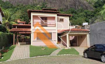 Ótima localização - À venda casa duplex, dentro de condomínio, com 04 quartos, lazer completo, 537m² de terreno e 324m² de área construída em Itaipu - Niterói - RJ - NTCN40021