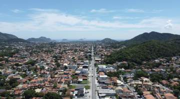 À venda terreno com 1050 m², na Avenida Ewerton Xavier, Itaipu, Região Oceânica de Niterói - RJ - NTTC00004