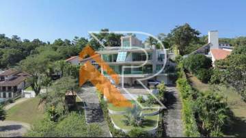 Ótima localização - À venda casa em Condomínio de alto padrão, 1.450 m² - Piratininga - Região Oceânica de Niterói - RJ. - NTCN50012