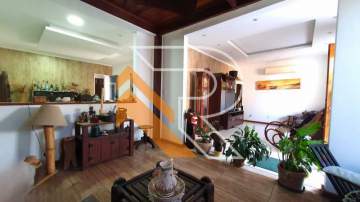 À venda casa triplex em Camboinhas, Região Oceânica de Niterói - RJ. - NTCA60003