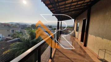 À venda casa triplex em Camboinhas, Região Oceânica de Niterói - RJ. - NTCA60003