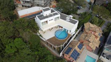 À venda casa dentro de condomínio de alto padrão, com 4 quartos e vista lagoa de Piratininga, Região Oceânica de Niterói - RJ - NTCN40039
