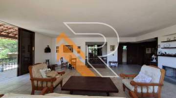 Ótima localização - Aluguel de Casa Linear com 4 quartos em Santo Antônio, Região Oceânica de Niterói- RJ. - NTCA40041