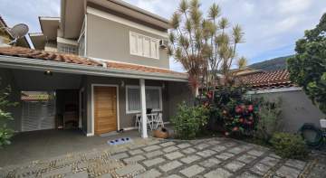 Ótima localização - À venda casa duplex com 3 quartos, em Itaipu, Região Oceânica De Niterói RJ - NTCN30028