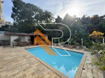 Imperdível - À venda casa em condomínio com 5 quartos, 1 suíte. Camboinhas - Niterói - RJ - NTCN50021