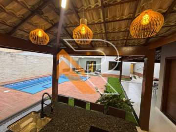 Ótima localização - À Venda Casa Duplex 05 quartos na Associação Boa Vista, Itaipu, Região Oceânica de Niterói- RJ. - NTCN50023