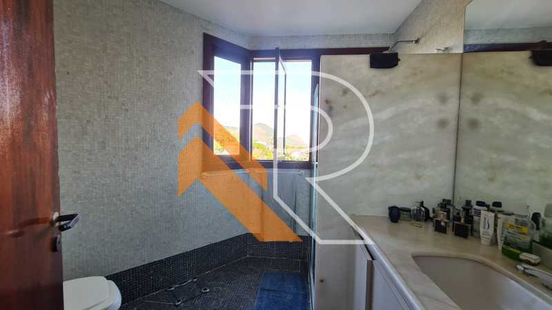 20 WhatsApp Image 2025-06-02 a - 21
