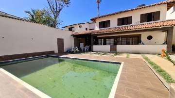 Ótima localização - À Venda Casa Duplex com 4 Quartos, 450 m² de terreno na Região Oceânica de Niterói- RJ. - NTCA40053