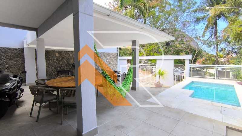 1 WhatsApp Image 2025-10-07 at - 1