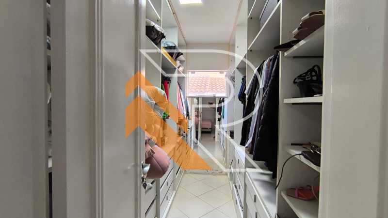 24 WhatsApp Image 2025-10-07 a - 24