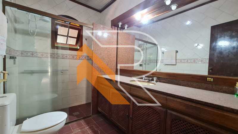 13 WhatsApp Image 2025-10-22 a - 14