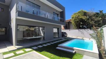 Ótima localização - À venda casa 1ª locação com 4 quartos em Itaipu, Região Oceânica de Niterói - RJ - NTCA40055