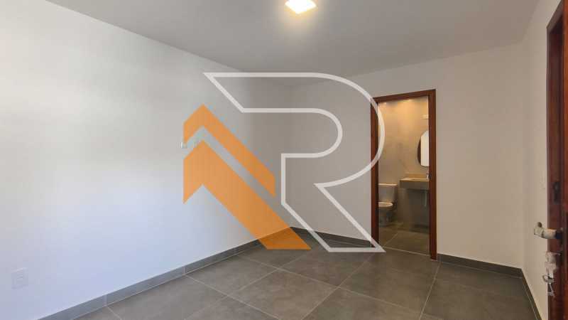 12 WhatsApp Image 2025-10-27 a - 12