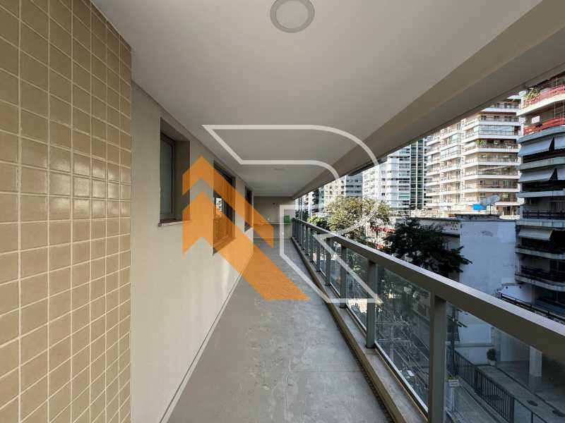 WhatsApp Image 2025-11-13 at 1 - 3