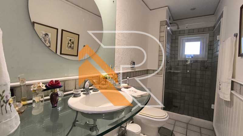 10 WhatsApp Image 2025-11-11 a - 10