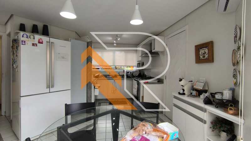 13 WhatsApp Image 2025-11-11 a - 13