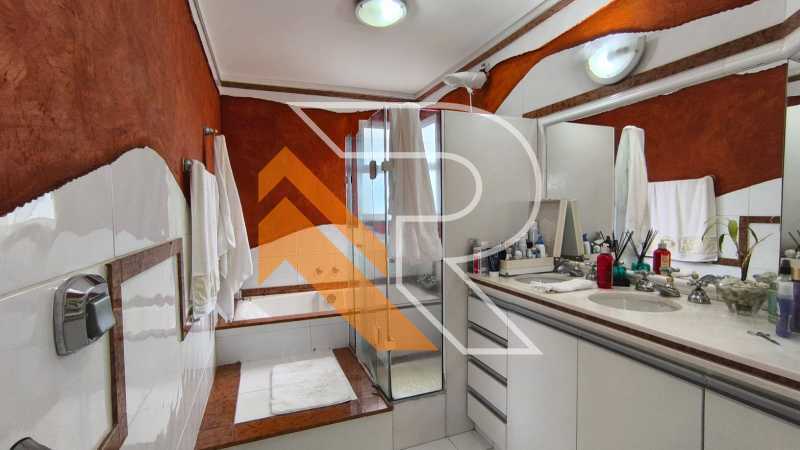 23 WhatsApp Image 2025-11-11 a - 23