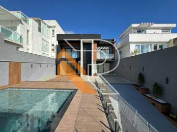 Imperdível - Aluguel ou Venda de casa com 4 quartos em Camboinhas, Região Oceânica de Niterói, RJ - NTCA40056