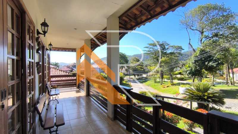 12 WhatsApp Image 2025-11-15 a - 12