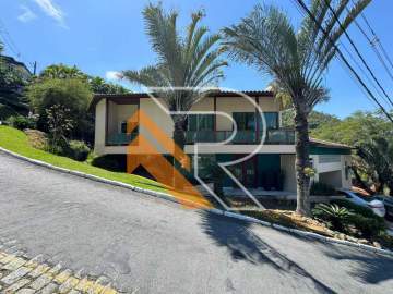 Ótima localização - À venda casa em condomínio com 3 quartos em Piratininga, Região Oceânica de Niterói, RJ. - NTCN30032