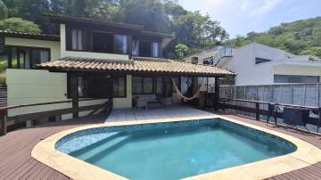 Imperdível - À Venda casa dentro de Condomínio com 3 Quartos em Itaipu- Região Oceânica de Niterói- RJ. - NTCN30034