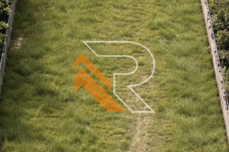 735E837F-EA74-4326-8AFA-150896 - 1