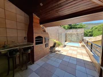 Ótima localização - À Venda Casa de 05 quartos dentro de Condomínio em Itaipu, Niterói- RJ. - NTCN50026