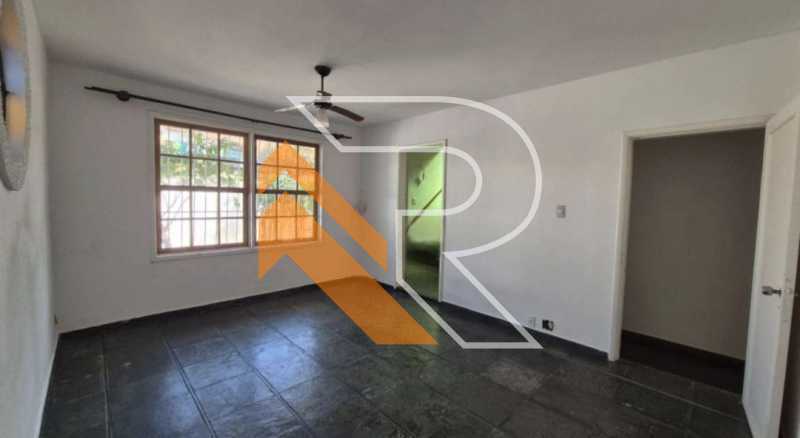 Conheça 4 do imóvel - À Venda Casa de 05 Quartos na Quadra da Praia de Piratininga, Região Oceânica Niterói- RJ. - NTCA50020 - 4 4 - 4