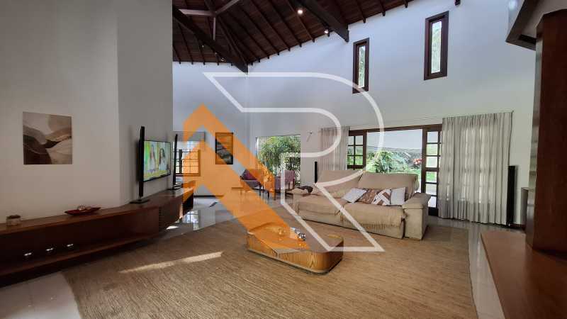 Conheça 2 do imóvel - À Venda Casa linear 04 Quartos em Condomínio, Itaipu- Região Oceânica de Niterói/RJ. - NTCN40067 - 2 2 - 2