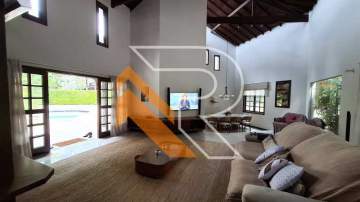 Ótima localização - À Venda Casa linear 04 Quartos em Condomínio, Itaipu- Região Oceânica de Niterói/RJ. - NTCN40067