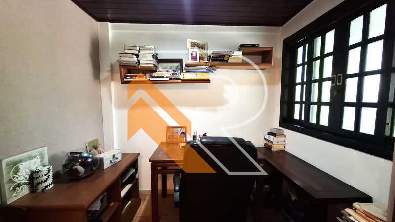 Conheça 4 do imóvel - Aluguel e Venda de Casa com 03 quartos dentro de condomínio em Itaipu, Região Oceânica de Niterói, RJ. - NTCN30037 - 4 4 - 4