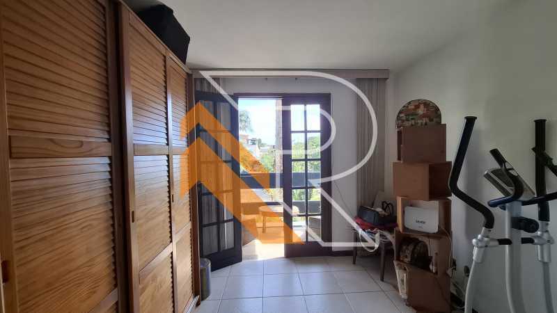 Conheça 21 do imóvel - Aluguel e Venda de Casa com 03 quartos dentro de condomínio em Itaipu, Região Oceânica de Niterói, RJ. - NTCN30037 - 20 21 - 20
