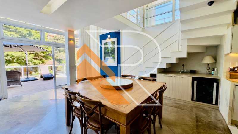 b0944a45-3e62-4fb0-8f02-788ecb - 1