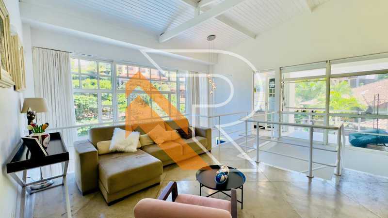 641c1fc6-9e96-4f47-95b4-1380ef - 16