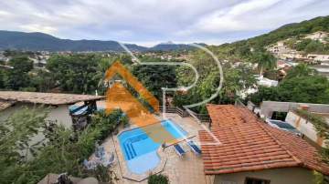 Ótima localização - À Venda Casa dentro do condomínio Ubá Floresta com 04 Quartos em Itaipu- Região Oceânica de Niterói- RJ. - NTCN40073