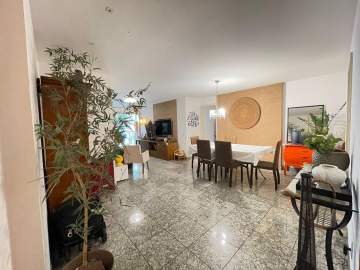 Imperdível - À Venda apartamento de 4 quartos em Icaraí, Niterói, RJ - NTAP40021