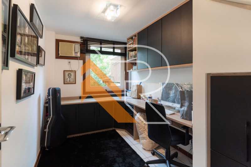17 QUARTO D 01 - 17
