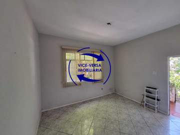 Oportunidade! - Casa linear, 157m², vazia, quintal. Rua Santo Alexandre - Bairro Tanque - 1401