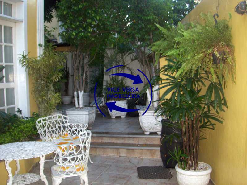Area frontal - 12