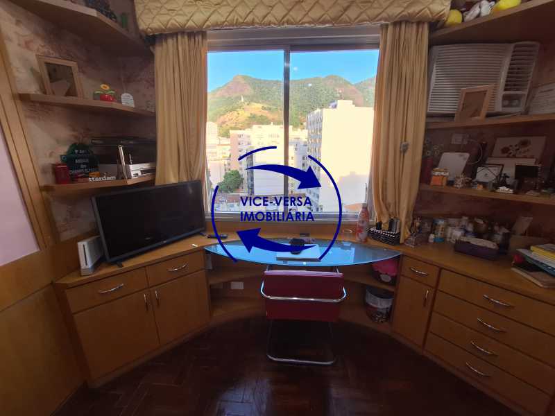 Quarto - 8