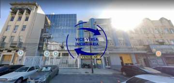 Ótima localização! - Ampla loja, na Praça da Bandeira nº305, loja A, à venda com financiamento bancário ou direto com proprietário, no coração da Praça da Bandeira. Melhor logística da cidade! - 1285-A