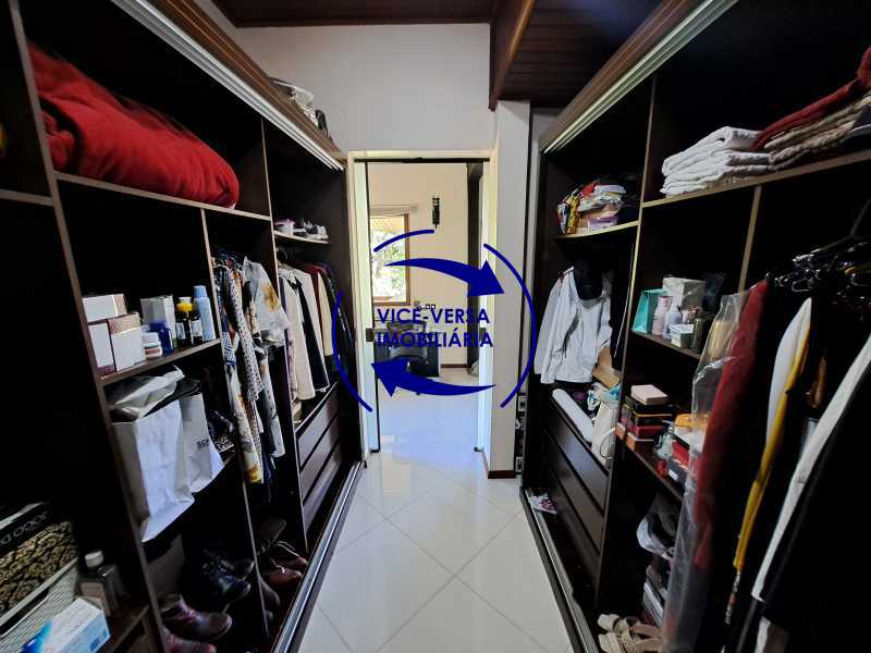 Closet - 13
